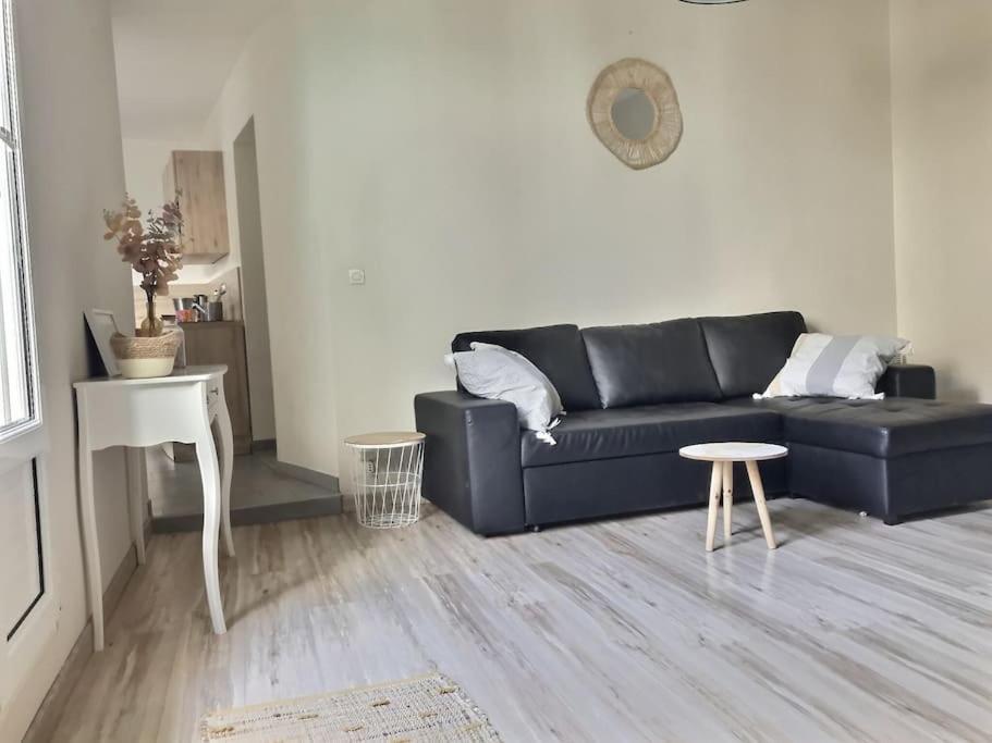 Appartement Avec Terrasse Centre De La Bastide Carcassonne Luaran gambar